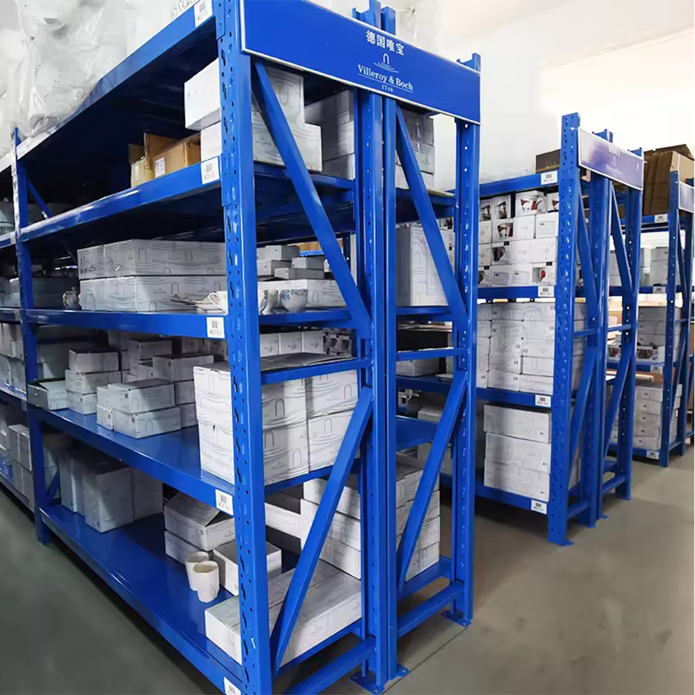 Support de stockage d'entrepôt léger réglable à 4 couches pour les bureaux, les environnements domestiques de vente au détail