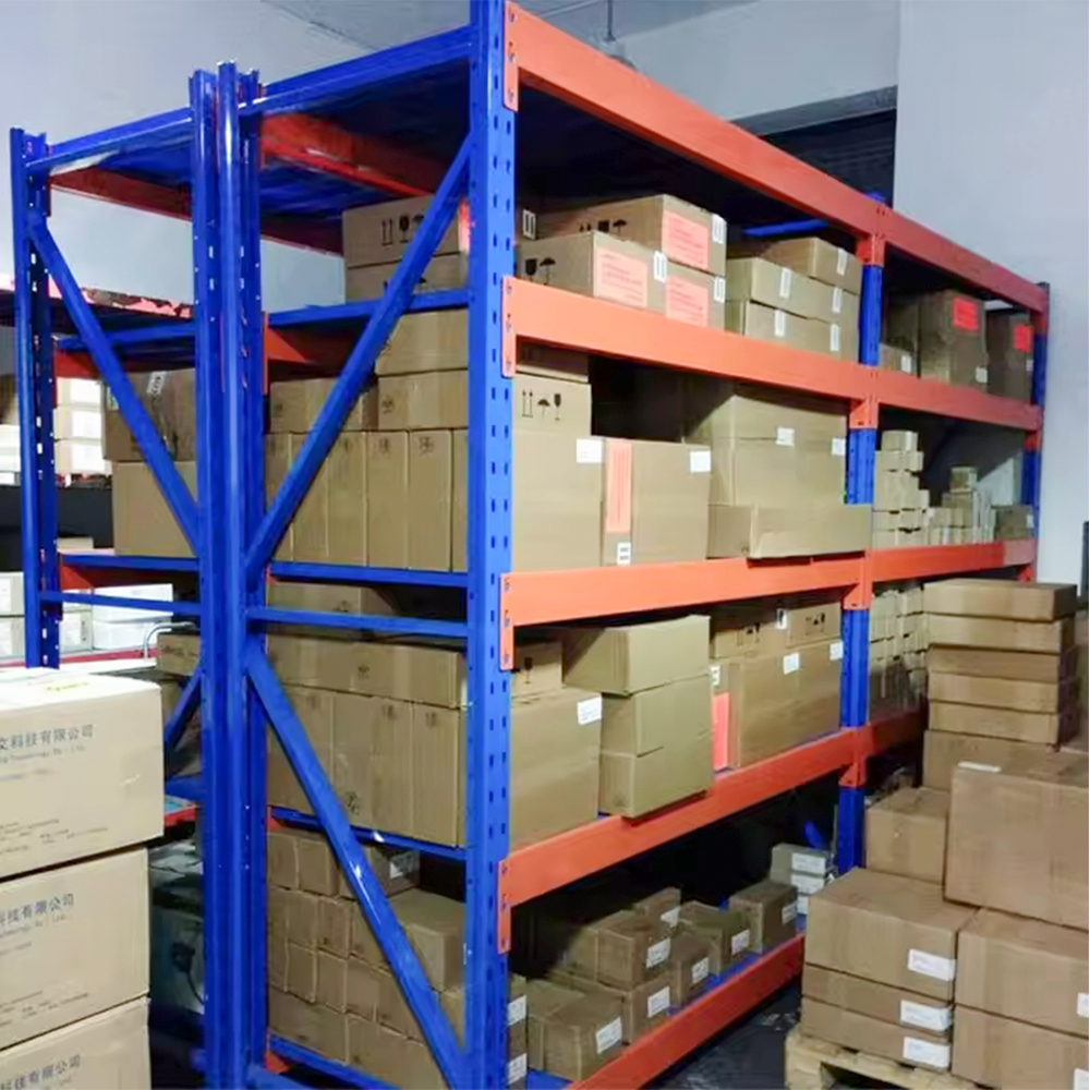 Support de stockage d'entrepôt léger réglable à 4 couches pour les bureaux, les environnements domestiques de vente au détail